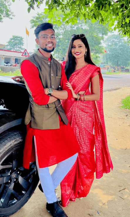 Manoj Dey and His Wife 